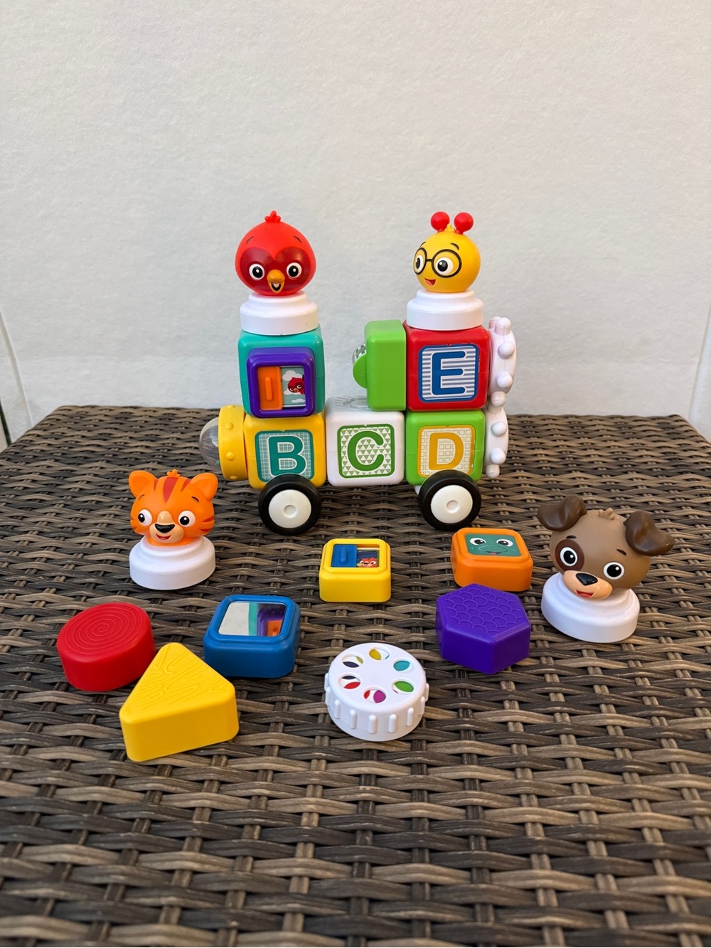 Baby Einstein Connectables Connect & Create 23/24 Magnetic Blocks 12816